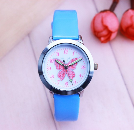Kawaii Butterfly Dial Reloj a prueba de agua Cuarzo Colorido