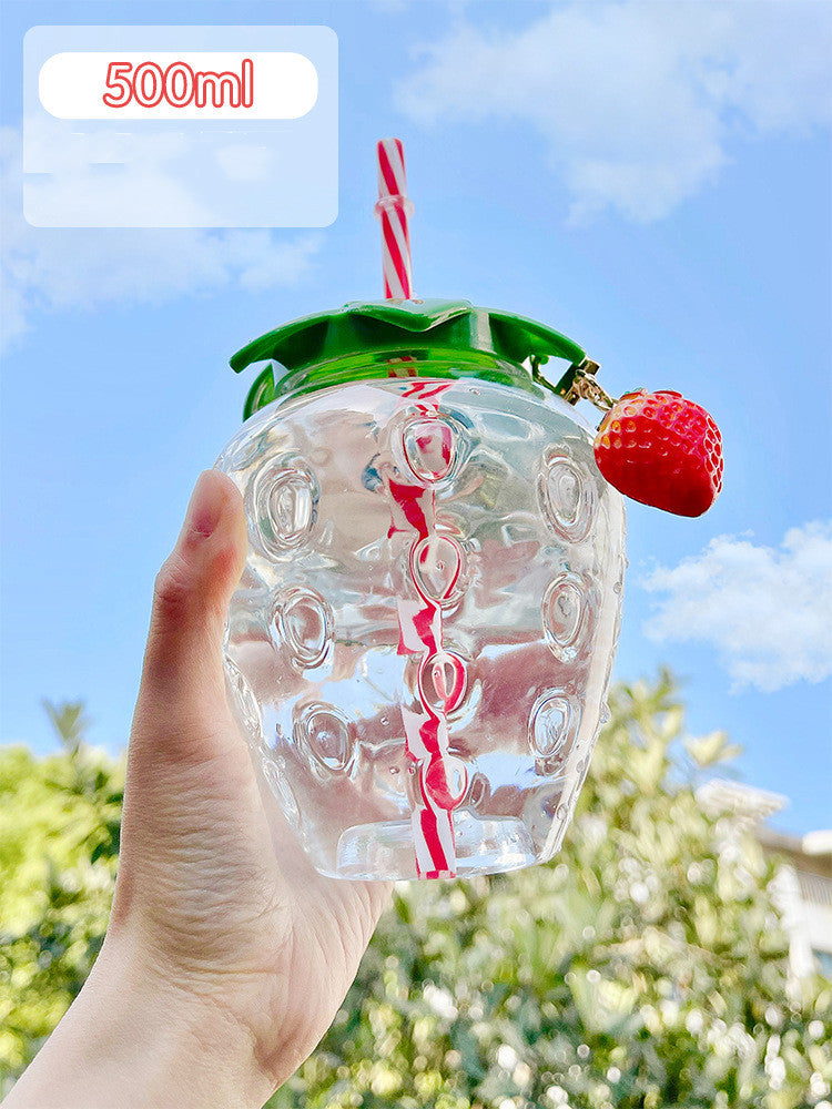 Botella de agua de fresa Kawaii, botella de agua de paja de fresa bonita de 500ml, taza de paja de café con leche PP, utensilios para beber de cocina