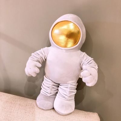 Poupée en peluche astronaute kawaii